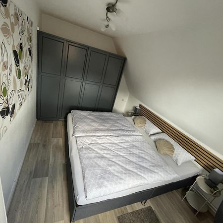 Ferienwohnung Alice Бурхаве Екстериор снимка